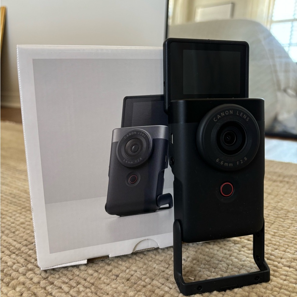 Canon Vlog Mini Digital Camera -Powershotv10